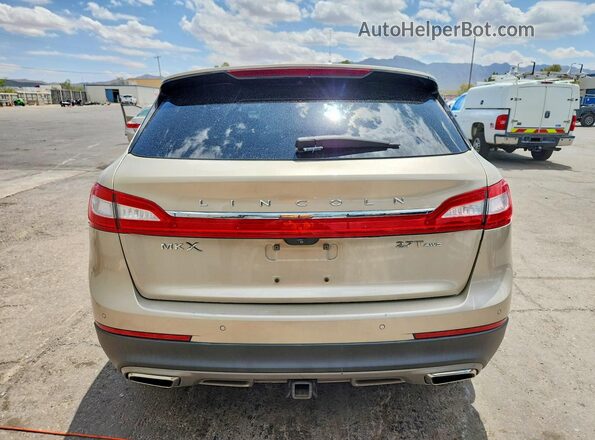 2LMPJ8LPXHBL40172 2017 LINCOLN MKX Золотой Вид сзади