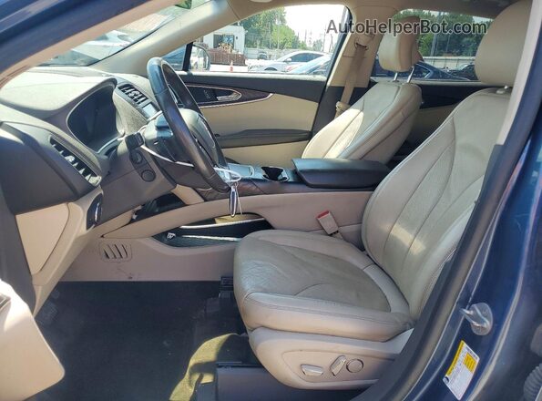 2LMPJ8LPXKBL41975 2019 LINCOLN NAUTILUS Blue Front interior view