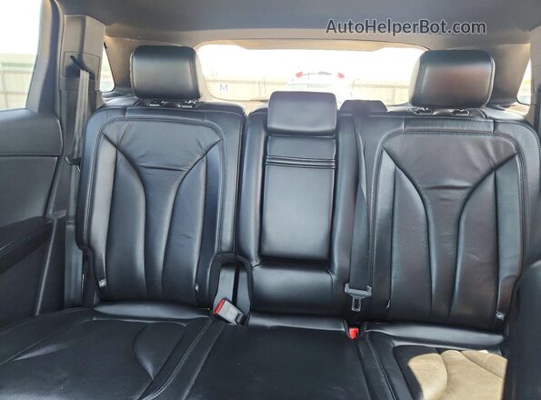 2LMPJ8LR0HBL30977 2017 LINCOLN MKX Gray Rear seats view