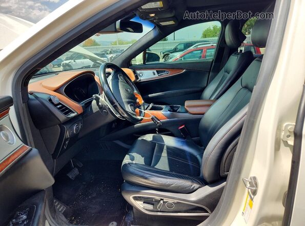 2LMPJ9JP0GBL52077 2016 LINCOLN MKX White Widok wnętrza z przodu
