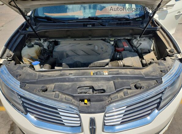 2LMPJ9JP0GBL52077 2016 LINCOLN MKX White Widok komory silnika