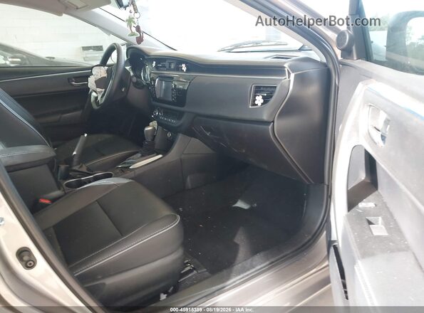 2T1BPRHE3GC633715 2016 TOYOTA COROLLA Silver Widok wnętrza z przodu
