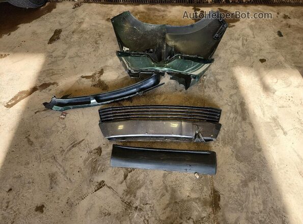 2T1BPRHE4GC583293 2016 TOYOTA COROLLA Green Engine compartment view