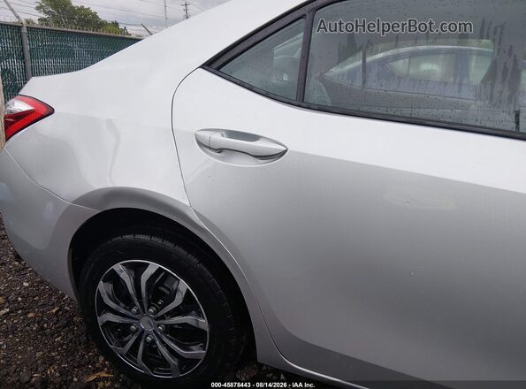 2T1BURHE0GC523729 2016 TOYOTA COROLLA Silver Widok z przodu