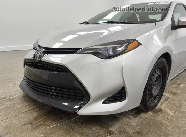 2T1BURHE0HC881575 2017 TOYOTA COROLLA Silver Սալոնի 360 աստիճան տեսք