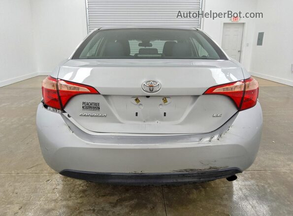 2T1BURHE0HC881575 2017 TOYOTA COROLLA Silver Հետևի տեսք