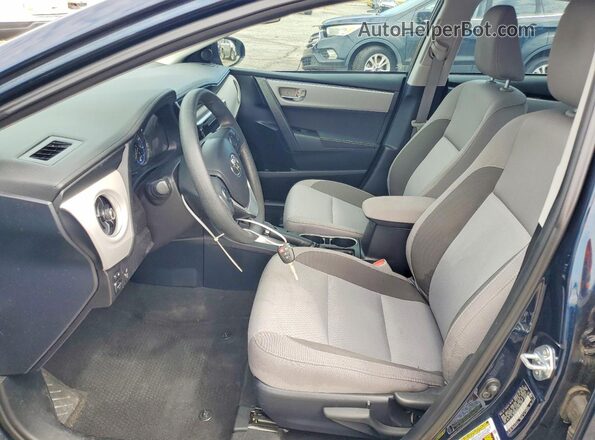 2T1BURHE0HC952435 2017 TOYOTA COROLLA Blue Вид салону спереду