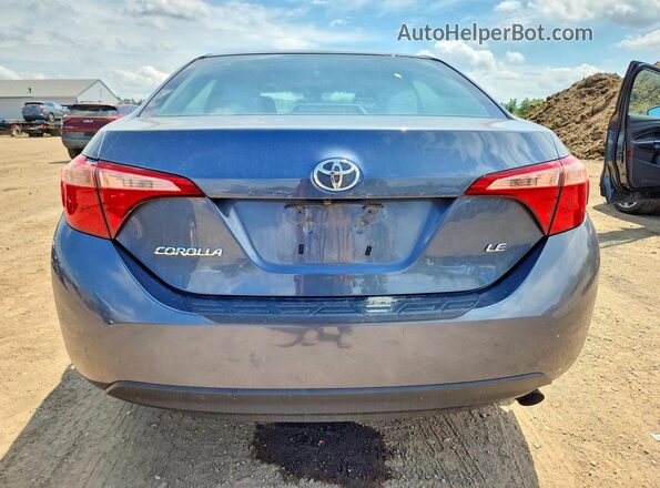 2T1BURHE0JC968690 2018 TOYOTA COROLLA Синий Вид сзади