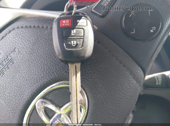2T1BURHE0KC197990 2019 TOYOTA COROLLA Серебряный Вид панели приборов