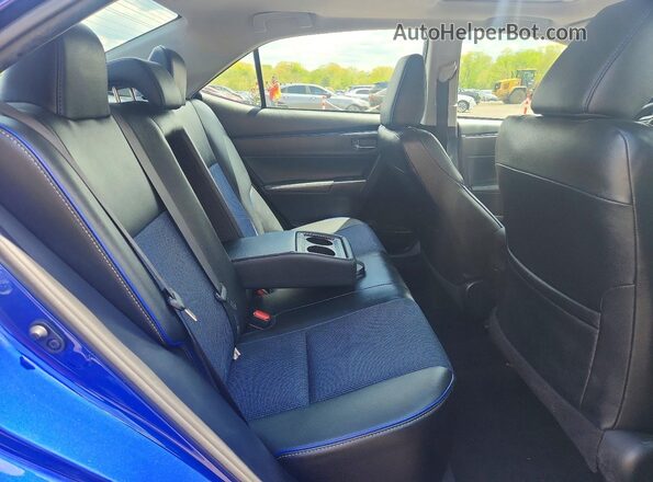 2T1BURHE1HC864056 2017 TOYOTA COROLLA Blue Rear seats view