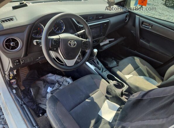 2T1BURHE1HC884114 2017 TOYOTA COROLLA White Առջևի վահանակի տեսք