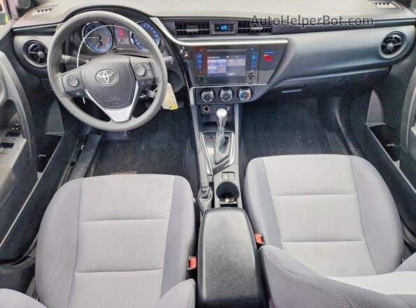 2T1BURHE1JC082832 2018 TOYOTA COROLLA Blue Dashboard view