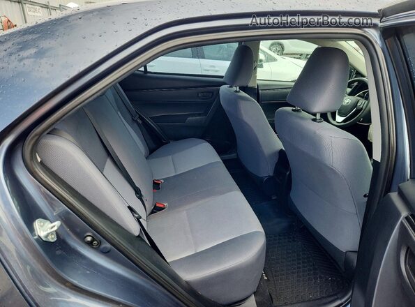 2T1BURHE1JC082832 2018 TOYOTA COROLLA Blue Rear seats view