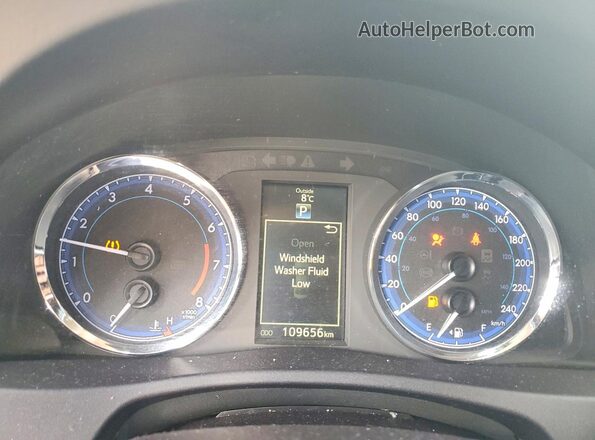 2T1BURHE1JC103713 2018 TOYOTA COROLLA Silver Instrument cluster view