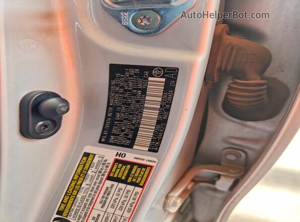 2T1BURHE2GC630894 2016 TOYOTA COROLLA Серебряный Вид подкапотного пространства