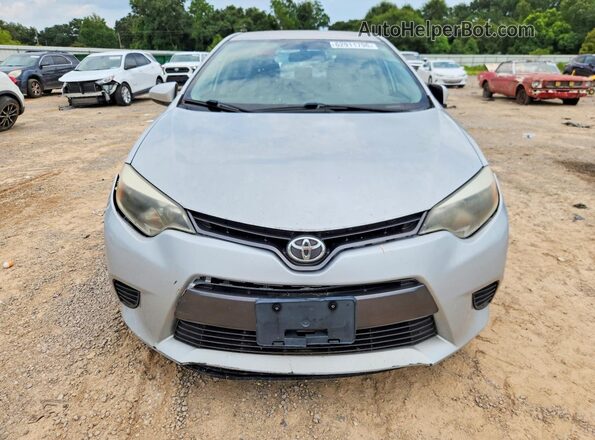 2T1BURHE2GC660350 2016 TOYOTA COROLLA Silver Widok z przodu
