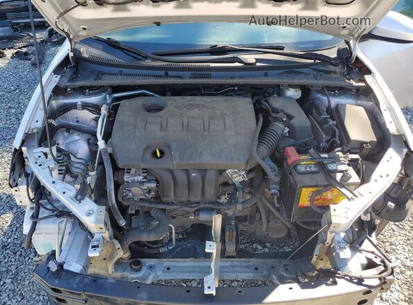 2T1BURHE2HC760787 2017 TOYOTA COROLLA Silver Rear interior view