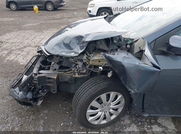 2T1BURHE2HC781395 2017 TOYOTA COROLLA Серый Вид спереди