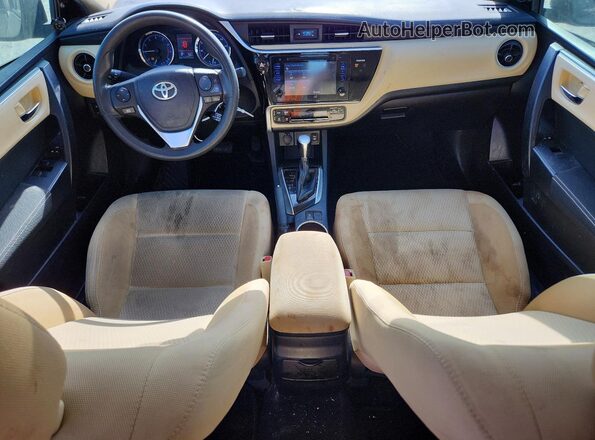 2T1BURHE2HC783437 2017 TOYOTA COROLLA Gray Вид панелі приладів