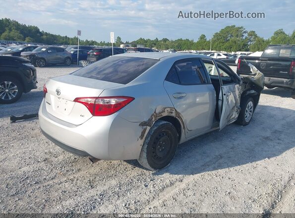 2T1BURHE2HC828053 2017 TOYOTA COROLLA Silver Tył prawy