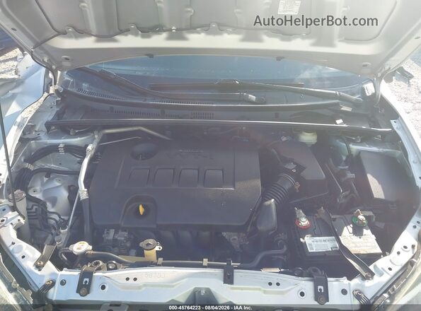 2T1BURHE2HC828053 2017 TOYOTA COROLLA Silver Widok z tyłu
