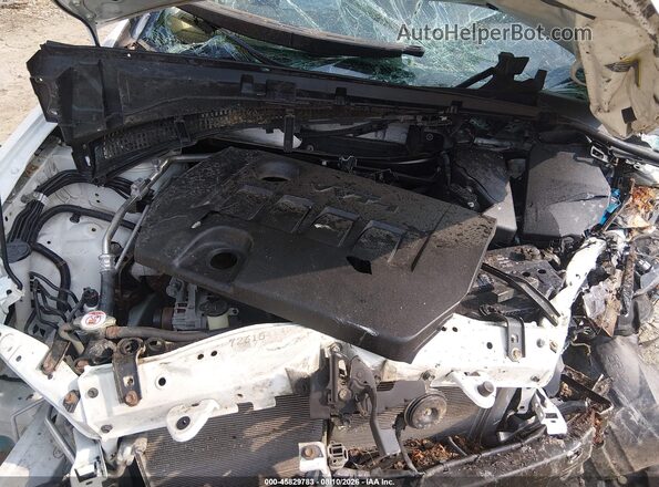 2T1BURHE2HC941968 2017 TOYOTA COROLLA White Rear view