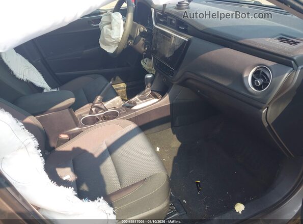 2T1BURHE2JC023241 2018 TOYOTA COROLLA Gray Widok wnętrza z przodu