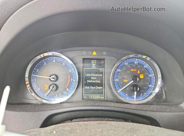 2T1BURHE2JC042341 2018 TOYOTA COROLLA White ხელსაწყოთა პანელის ხედი
