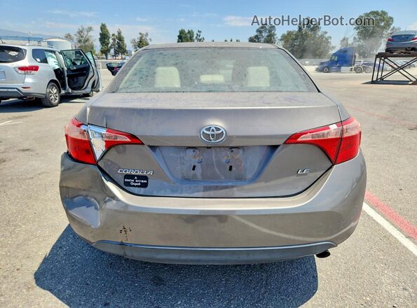 2T1BURHE2JC090115 2018 TOYOTA COROLLA Серый Вид сзади