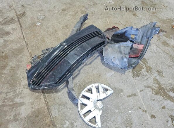 2T1BURHE2JC109214 2018 TOYOTA COROLLA Red Engine compartment view