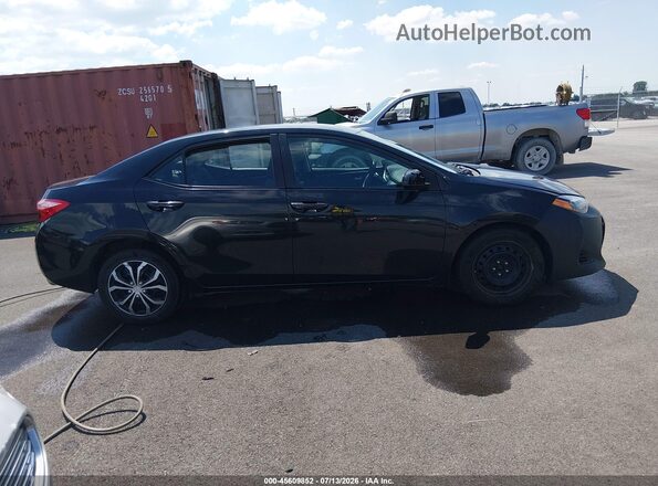 2T1BURHE2JC986124 2018 TOYOTA COROLLA Black Rear interior view