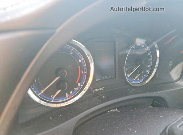 2T1BURHE2KC205751 2019 TOYOTA COROLLA Silver Instrument cluster view