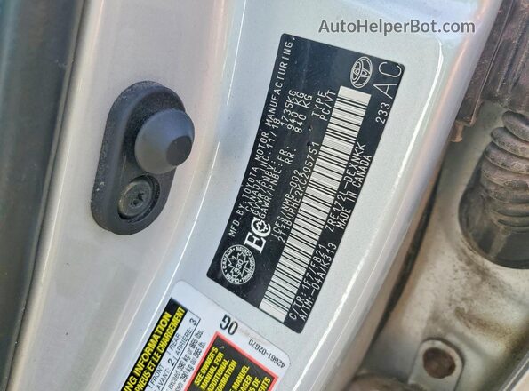 2T1BURHE2KC205751 2019 TOYOTA COROLLA Silver Engine compartment view