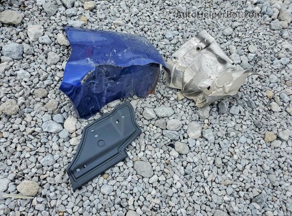 2T1BURHE3GC570480 2016 TOYOTA COROLLA Blue Engine compartment view