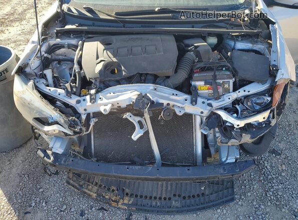 2T1BURHE3GC707563 2016 TOYOTA COROLLA Silver Widok wnętrza z tyłu