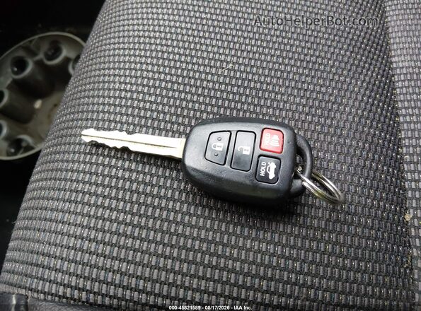 2T1BURHE3HC831673 2017 TOYOTA COROLLA Black Вид панелі приладів
