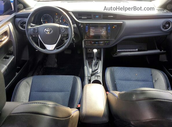 2T1BURHE3HC863507 2017 TOYOTA COROLLA Blue Вид панелі приладів