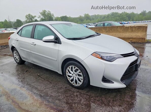 2T1BURHE3HC864107 2017 TOYOTA COROLLA Silver წინა მარჯვენა
