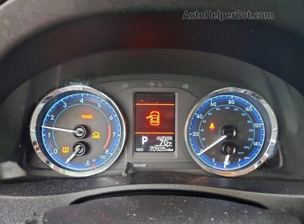 2T1BURHE3HC864107 2017 TOYOTA COROLLA Silver ხელსაწყოთა პანელის ხედი