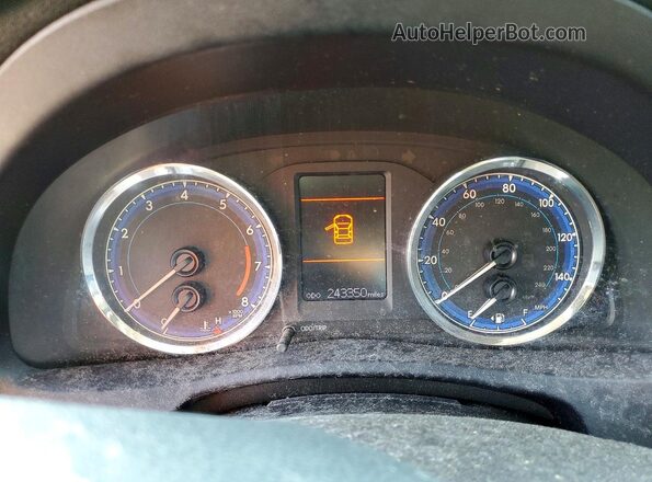 2T1BURHE3JC067684 2018 TOYOTA COROLLA Gray Вид щитка приладів