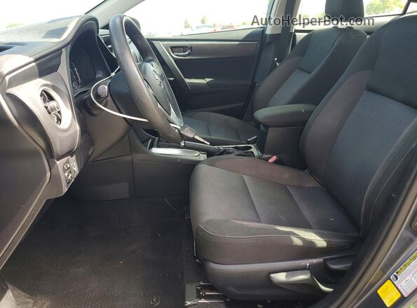 2T1BURHE3JC115362 2018 TOYOTA COROLLA Blue Front interior view