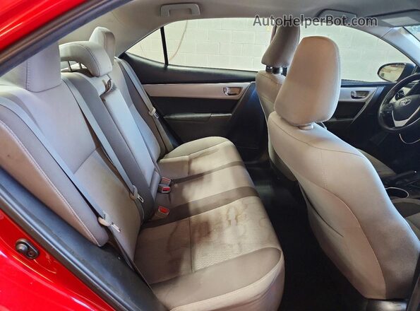 2T1BURHE3JC975391 2018 TOYOTA COROLLA Красный Вид задних сидений