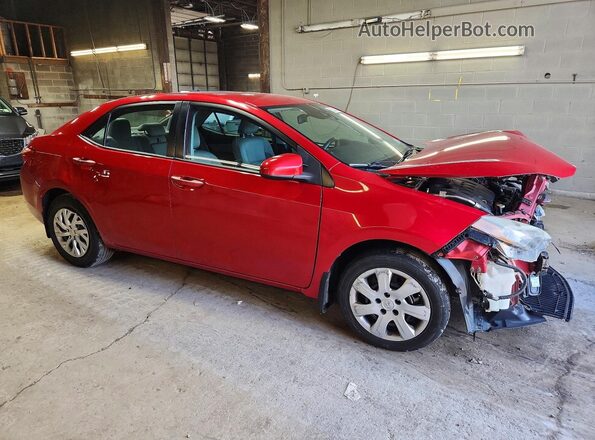 2T1BURHE3JC975391 2018 TOYOTA COROLLA Красный Передняя правая четверть