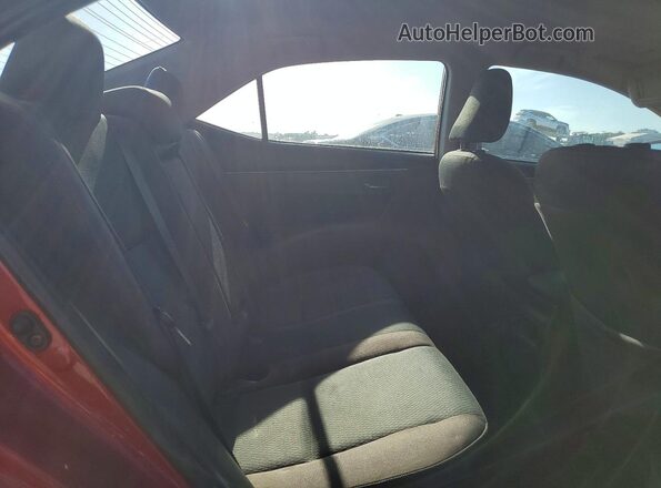 2T1BURHE3JC983992 2018 TOYOTA COROLLA Red Вид задніх сидінь