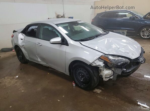 2T1BURHE3KC242386 2019 TOYOTA COROLLA Серебряный Передняя правая четверть