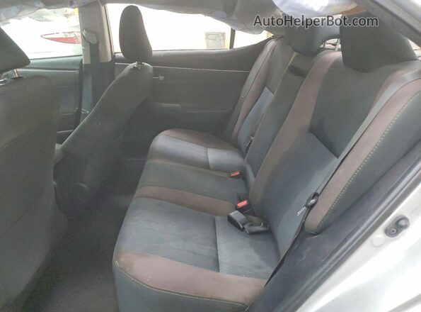 2T1BURHE3KC242386 2019 TOYOTA COROLLA Серебряный Вид задних сидений