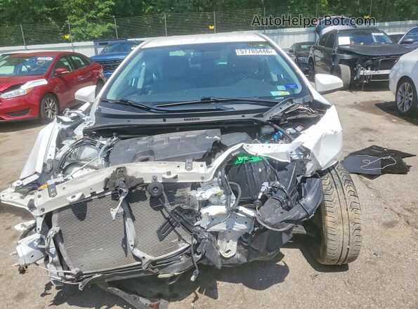 2T1BURHE4GC549153 2016 TOYOTA COROLLA Белый Вид спереди