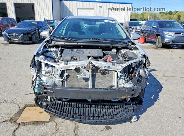 2T1BURHE4GC568558 2016 TOYOTA COROLLA Серебряный Вид спереди