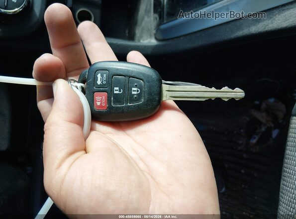 2T1BURHE4GC597588 2016 TOYOTA COROLLA Silver Vista del salpicadero