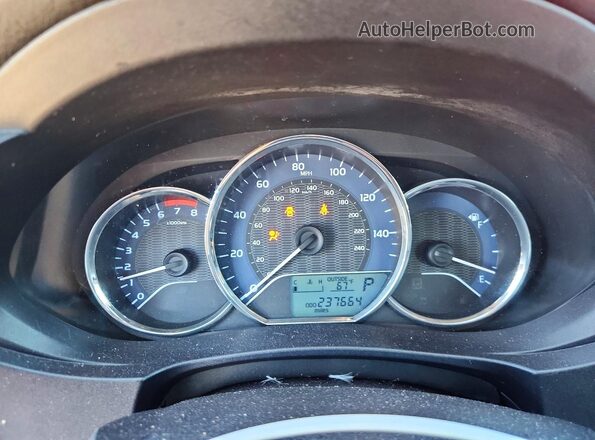 2T1BURHE4GC709645 2016 TOYOTA COROLLA Red Widok zestawu wskaźników